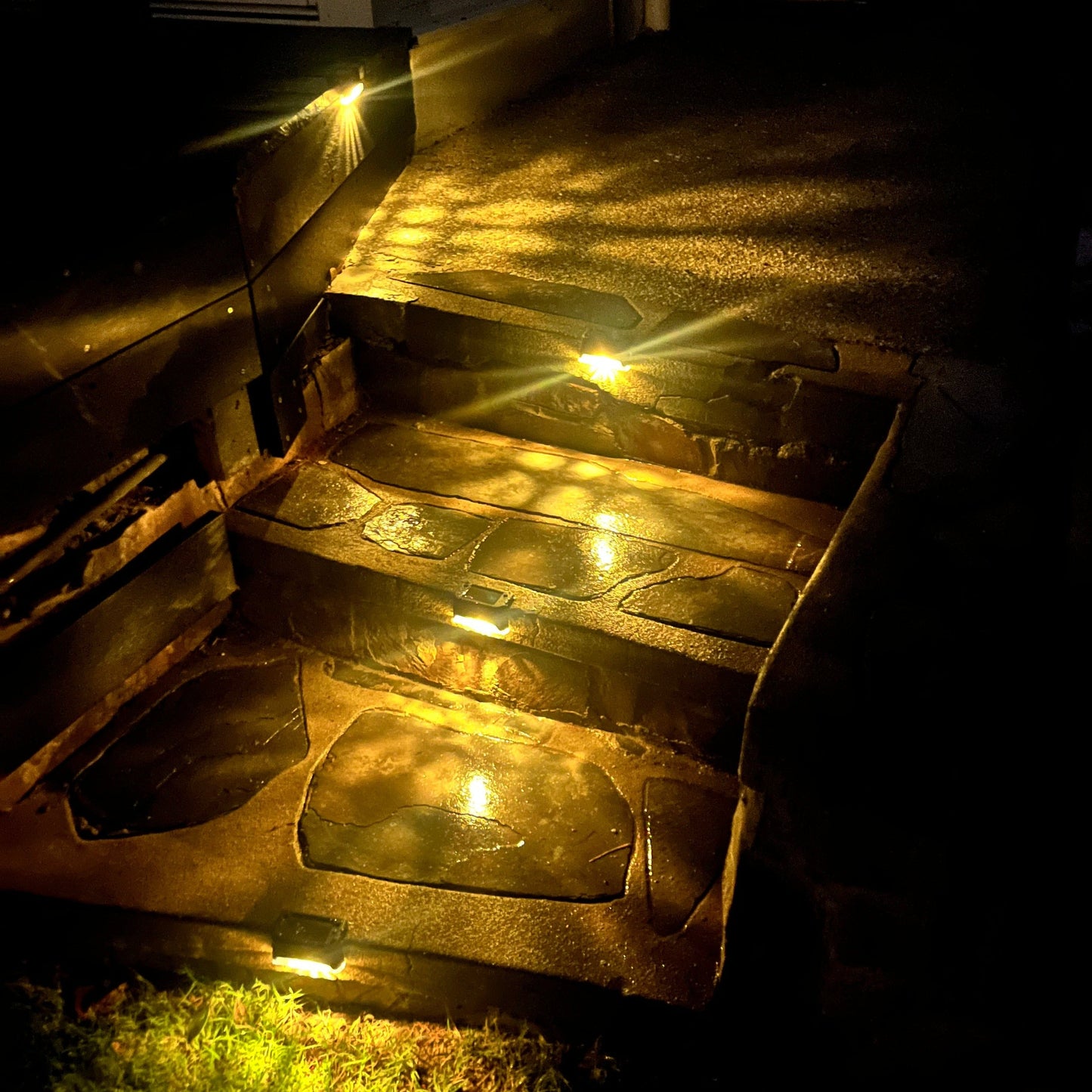 Lumanira™ Solar Step Light